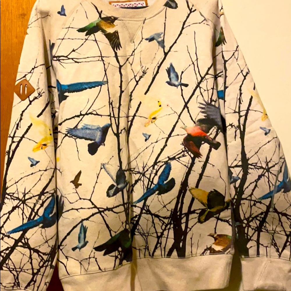 Staple sweater